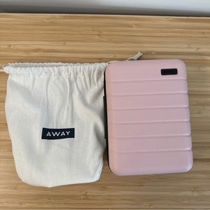 Away mini suitcase